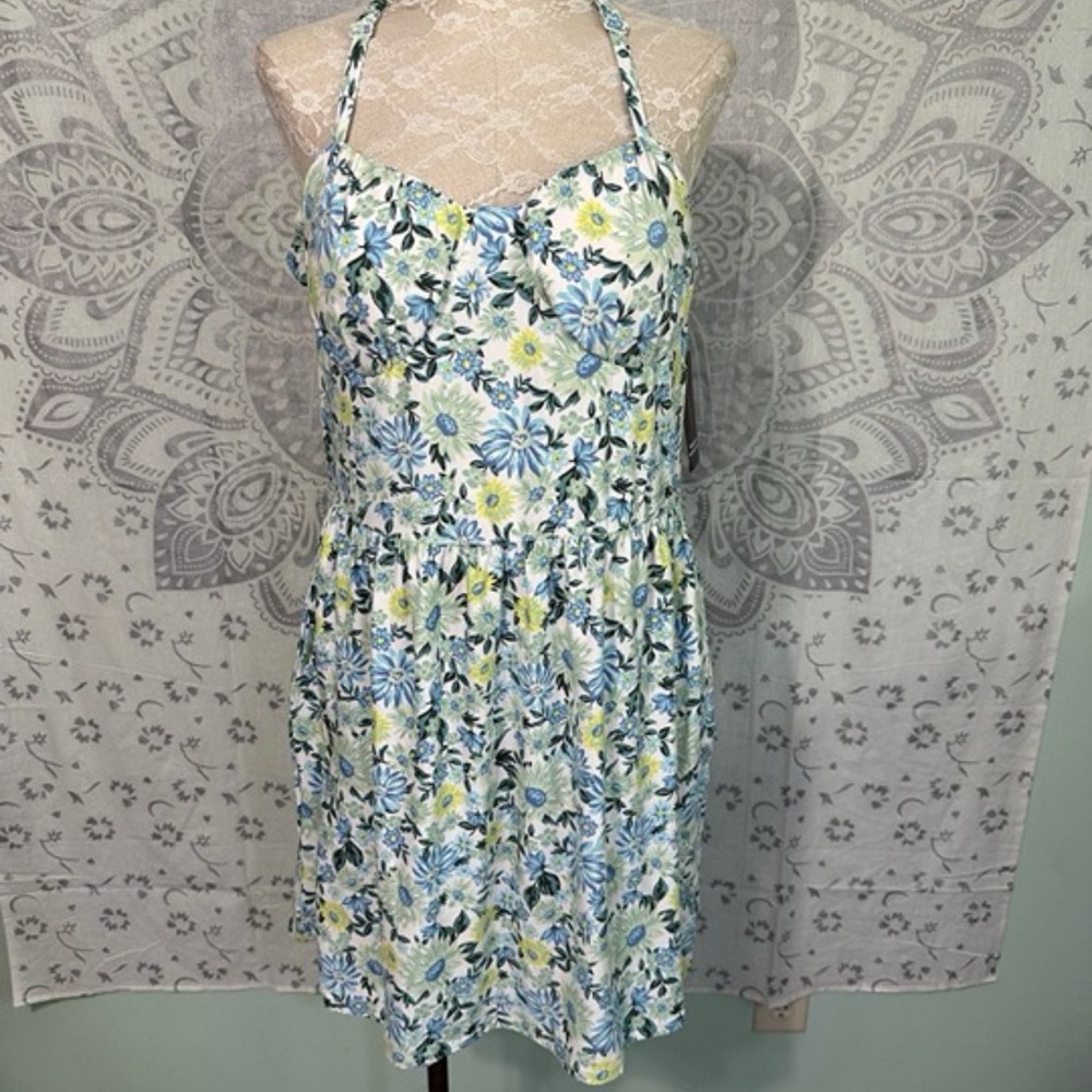Nwt $26 No Boundaries Crochet Back Fit & Flare Mini Dress Floral White Green XL